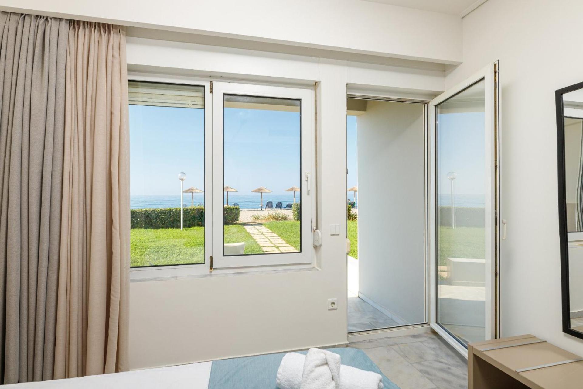 Kostakis Beach Gerani  エクステリア 写真
